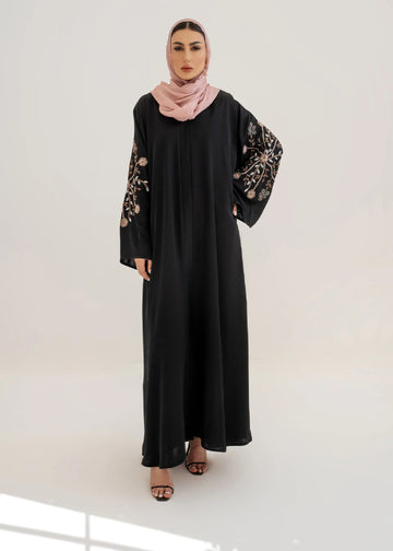 JULIA ABAYA