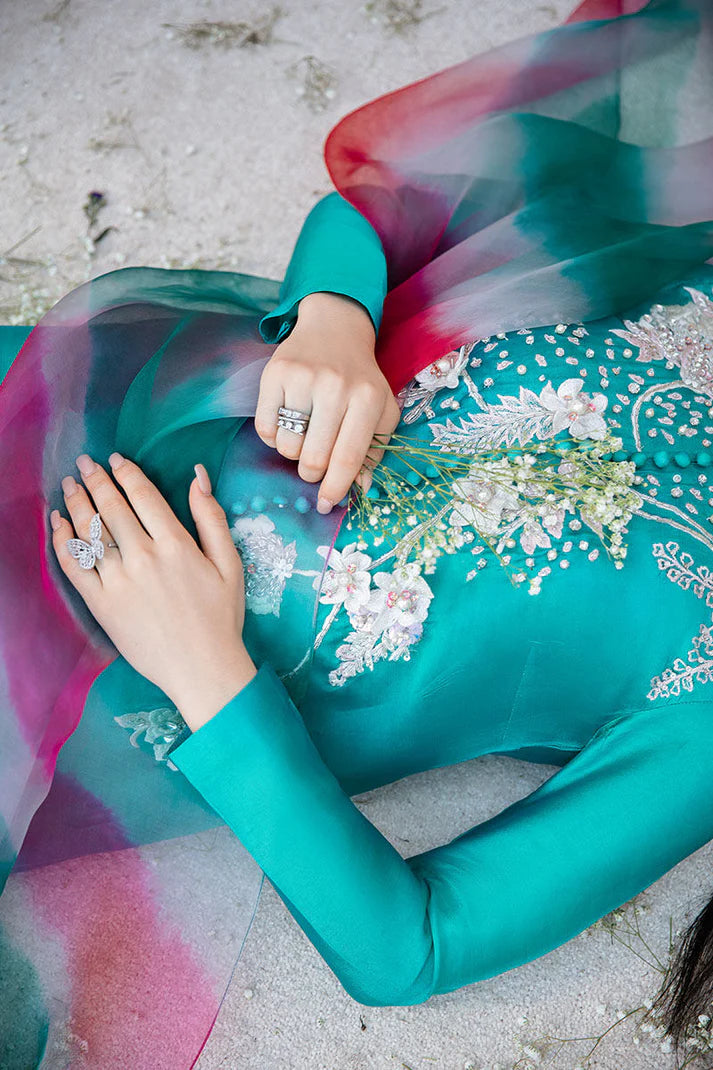 Haute Form | Luxury Pret | Iris