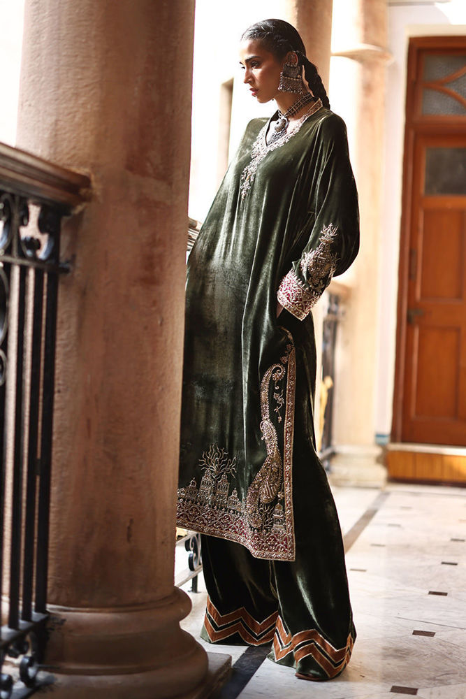 Rozina Munib | Fall Drop II | FW25-30