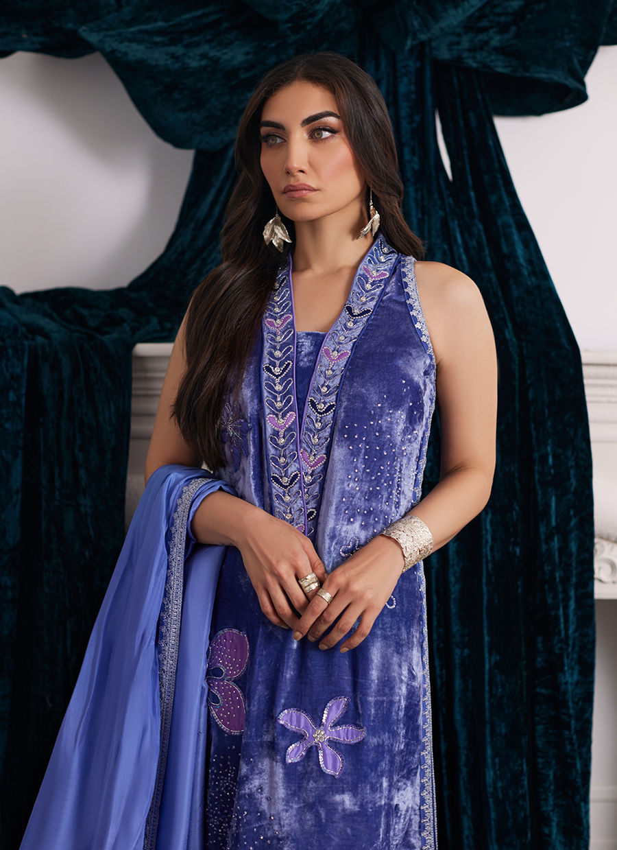 Farah Talib Aziz | Velvets The After Party | ISABEL PERIWINKLE SHIRT AND DUPATTA