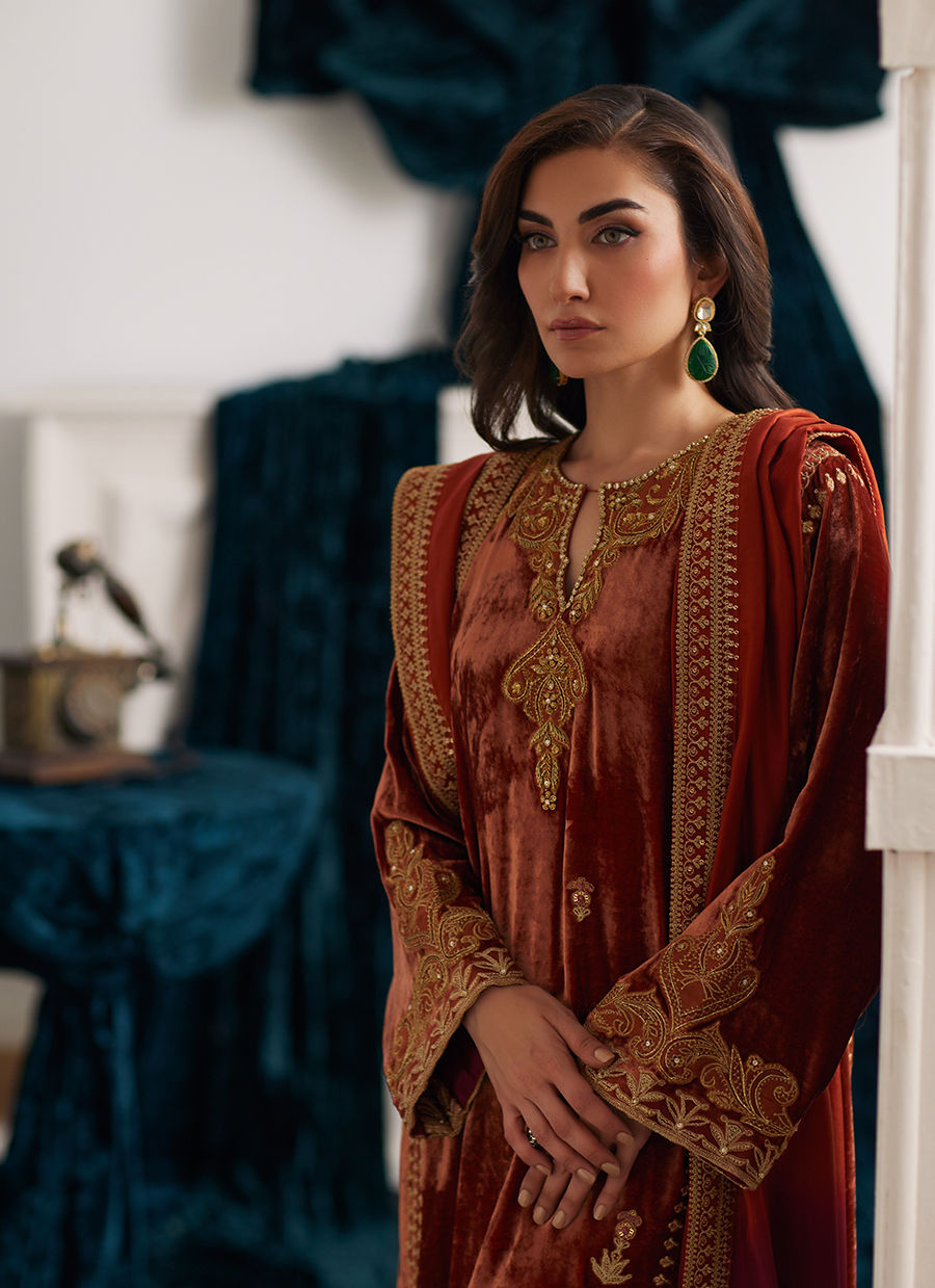 Farah Talib Aziz | Velvets The After Party | GRAZIELA SHIRT AND DUPATTA