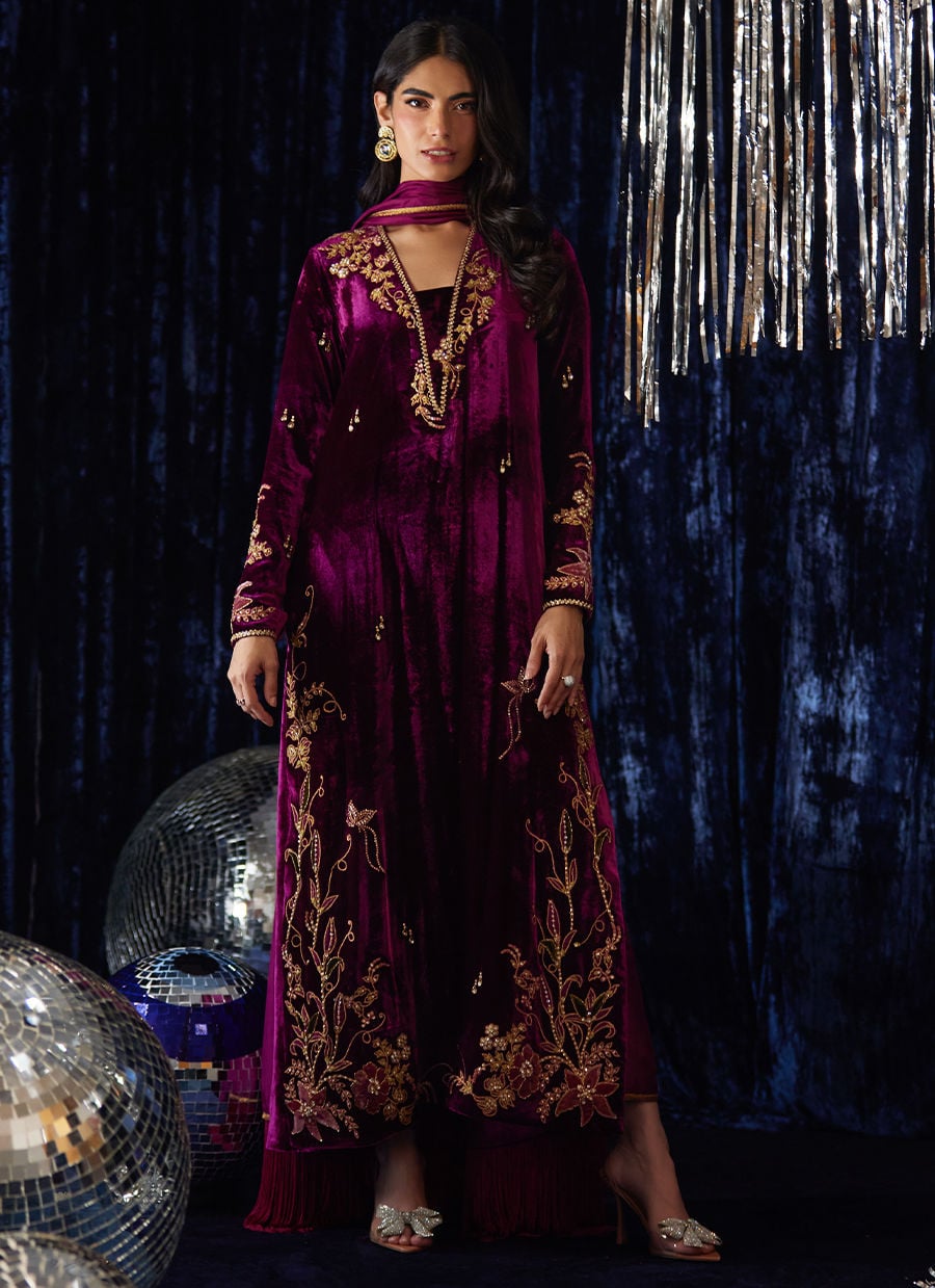 Farah Talib Aziz | Velvet Fete 4 | Arwen Magenta Shirt And Dupatta