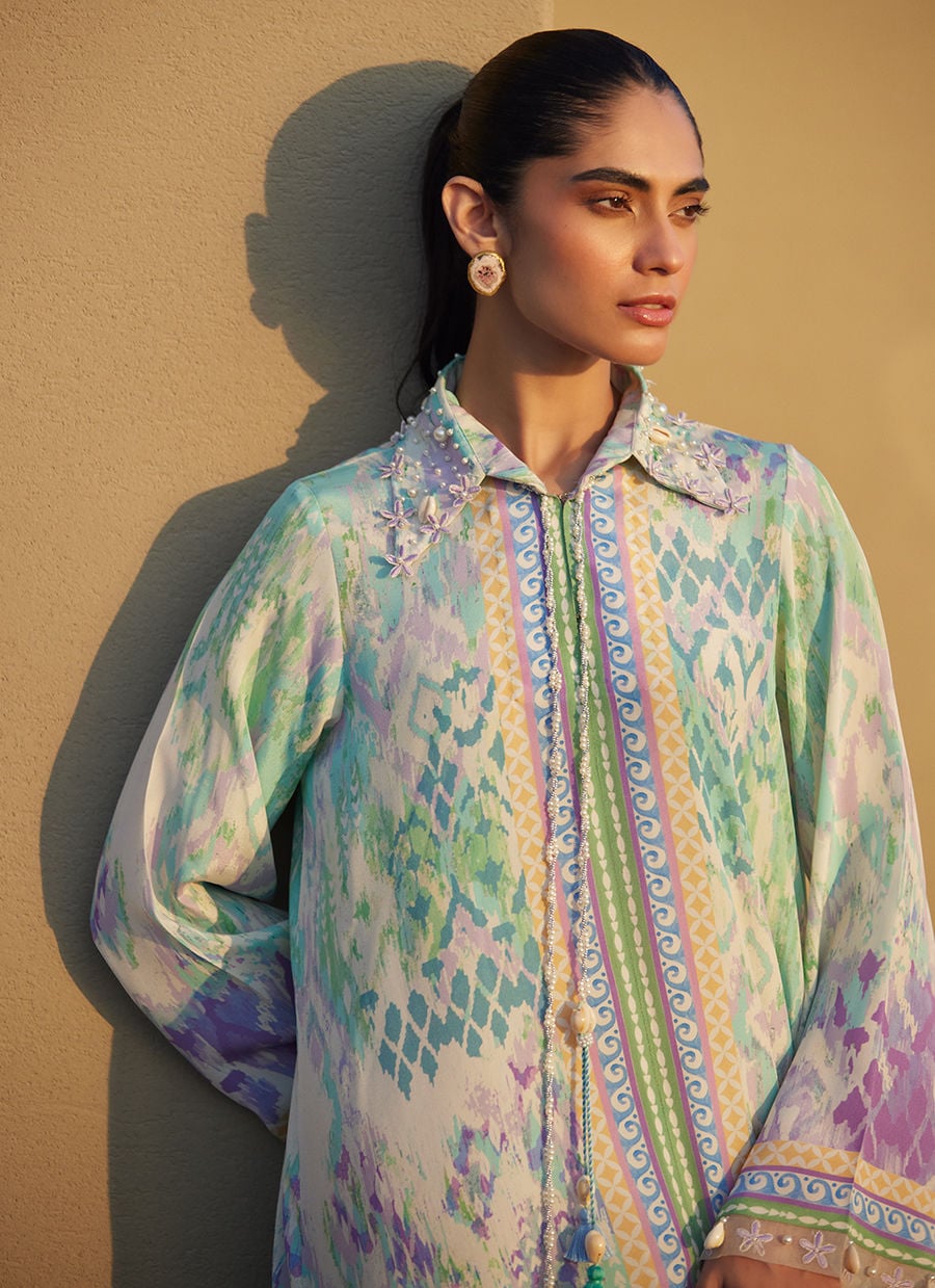 Farah Talib Aziz | Laani The Kaftan Edit | Marisol Ikkat Crepe