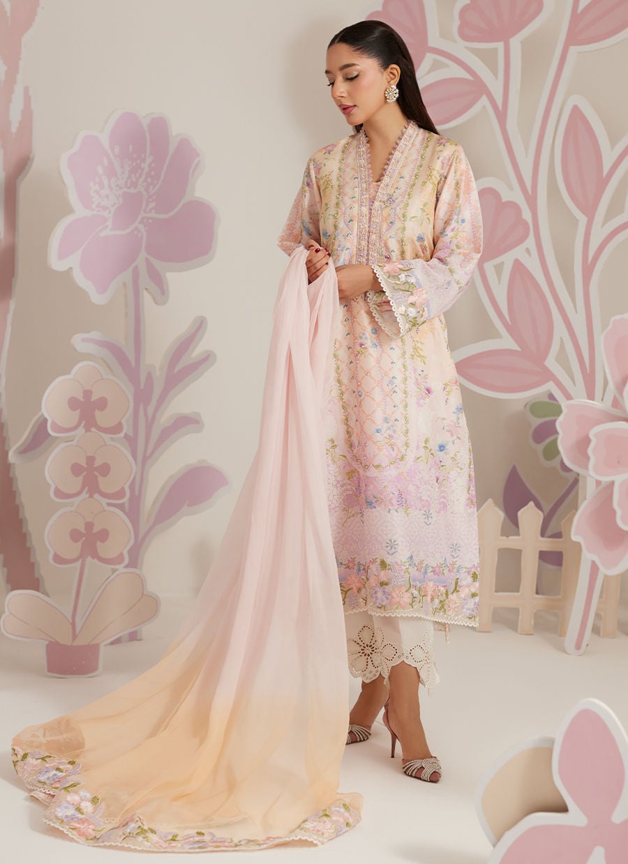 Farah Talib Aziz | Frou Frou Ramadan Edit | Annelise