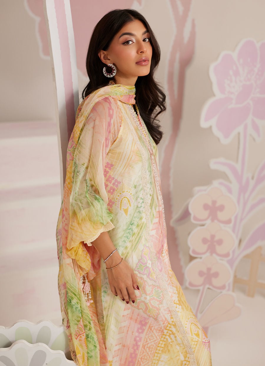 Farah Talib Aziz | Frou Frou Ramadan Edit | Aurelis