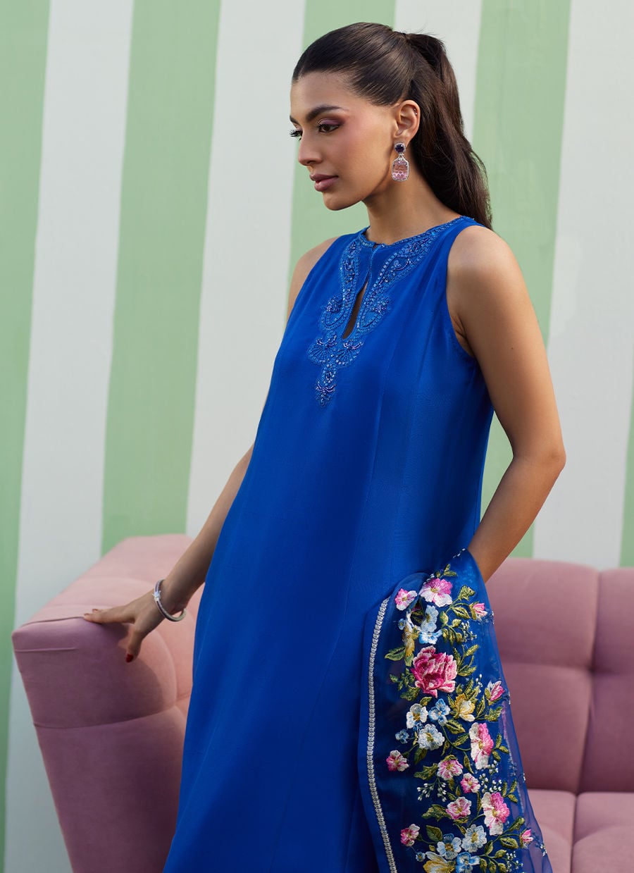 Farah Talib Aziz | Luna Eid 26 | Lara Shirt And Dupatta