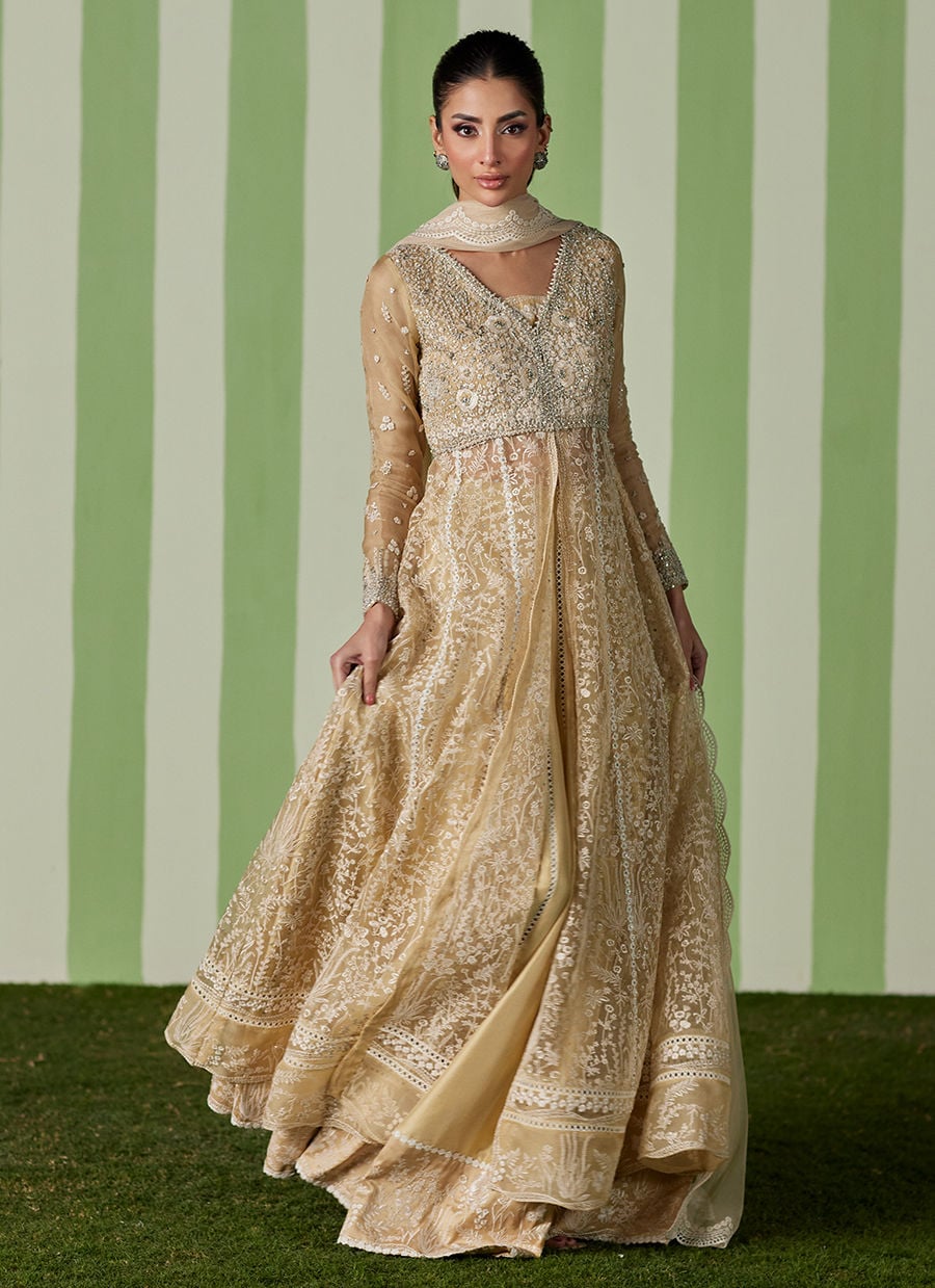 Farah Talib Aziz | Luna Eid 26 | Ayra Kalidaar With Dupatta