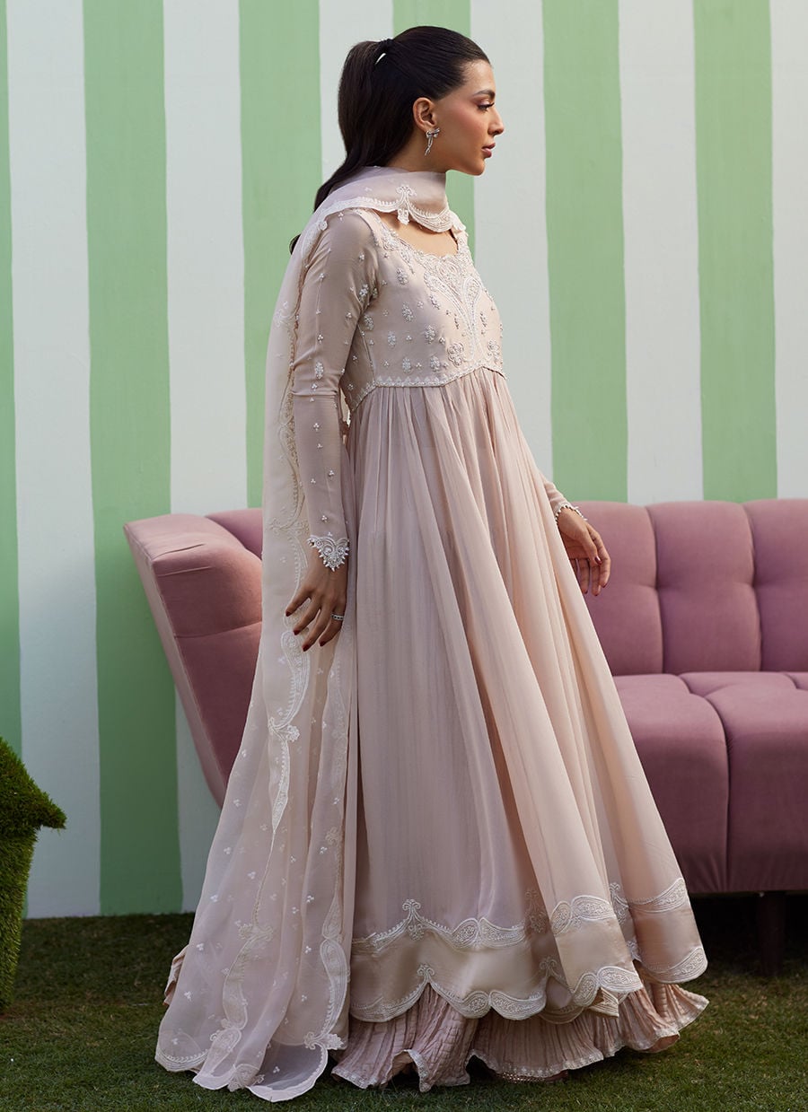 Farah Talib Aziz | Luna Eid 26 | Keshi Kalidaar With Dupatta