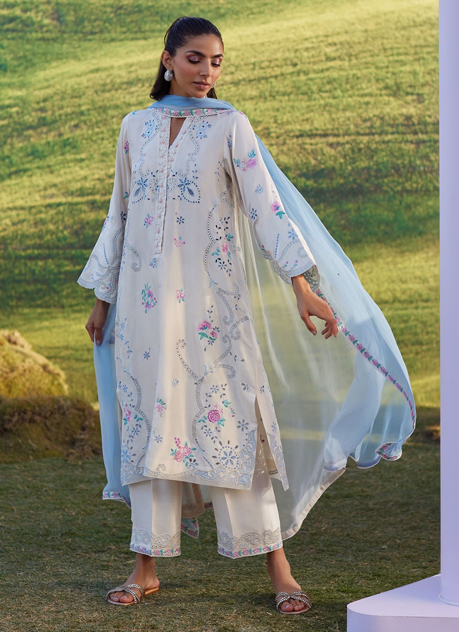 Farah Talib Aziz | Luna Eid 26 | Elya Shirt And Dupatta