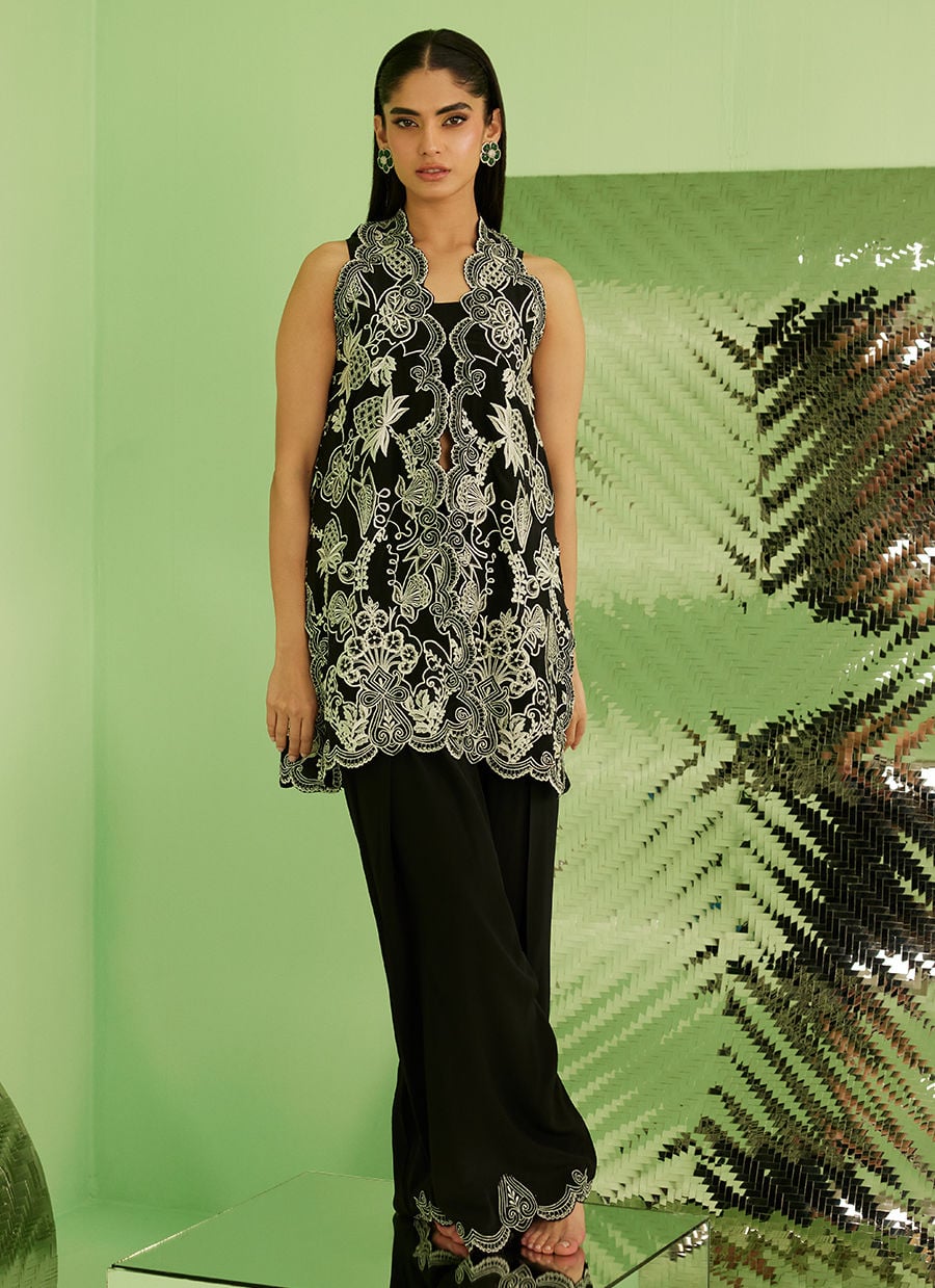 Farah Talib Aziz | Veya A Draped Capsule | Raiya Jacket (A)