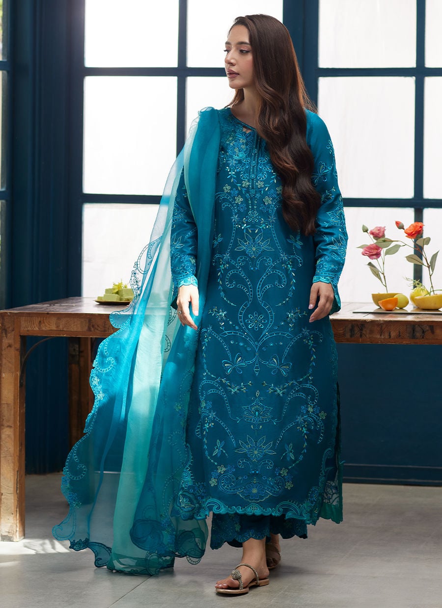Farah Talib Aziz | Tara Luxe Eid 26 | Eliana