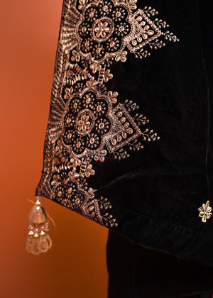SHV-695 BLACK SHAWL