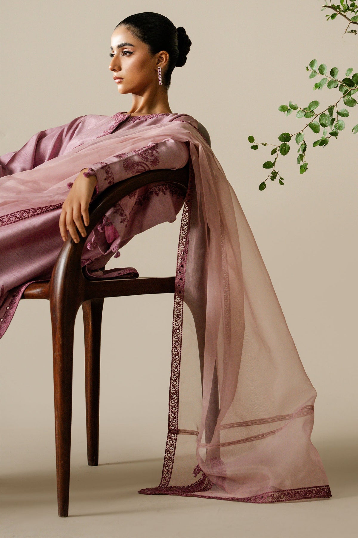 Zaha | Serae Pret | FLORAYNE