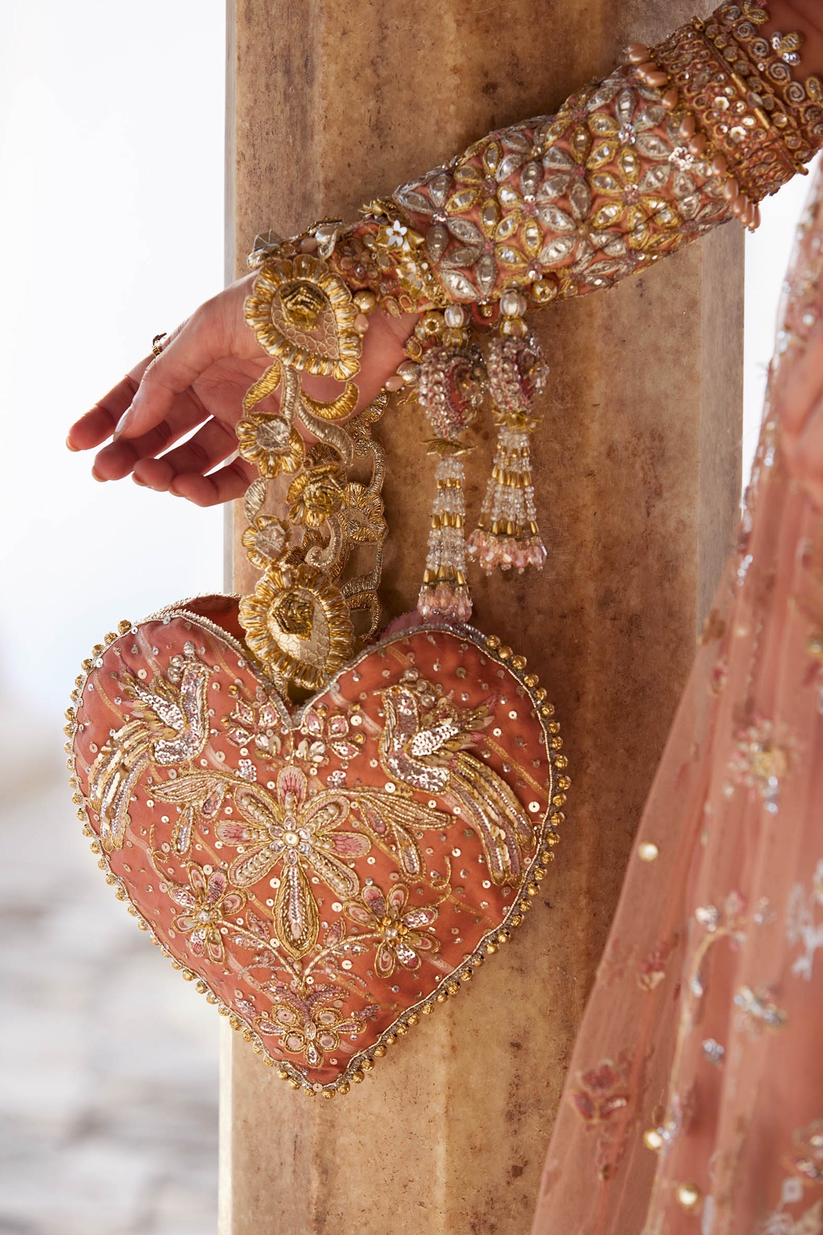 Zaha | Gossamer 25 | GUL-E-MAHNOOR (ZC25-08)