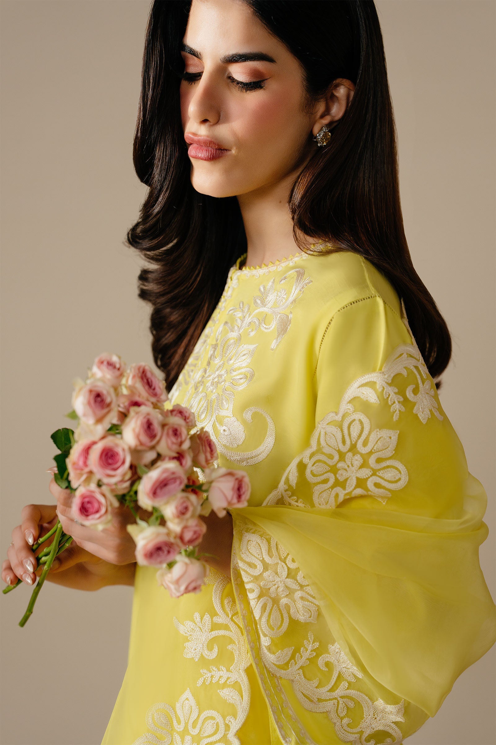 Zaha | Serae Pret | LUNARAE