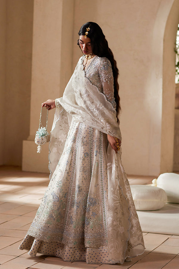 Suffuse | Freeshia Wedding Formals | Yasmira