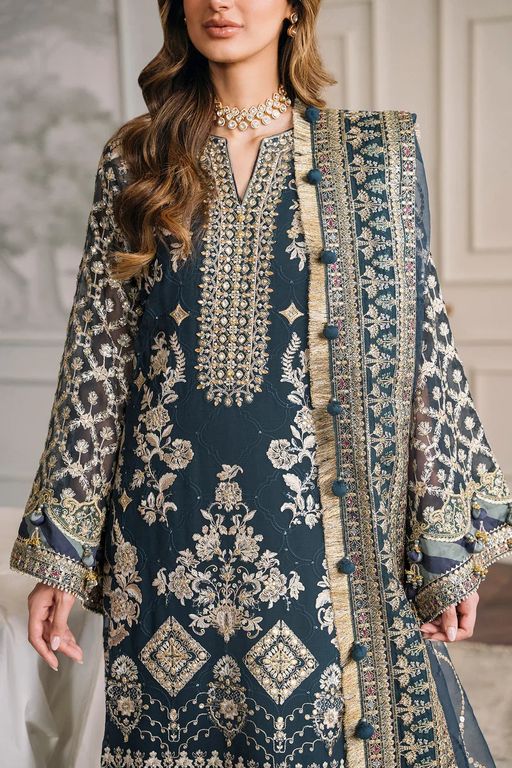 Baroque | Chantelle Embroidered Collection | CH12-01