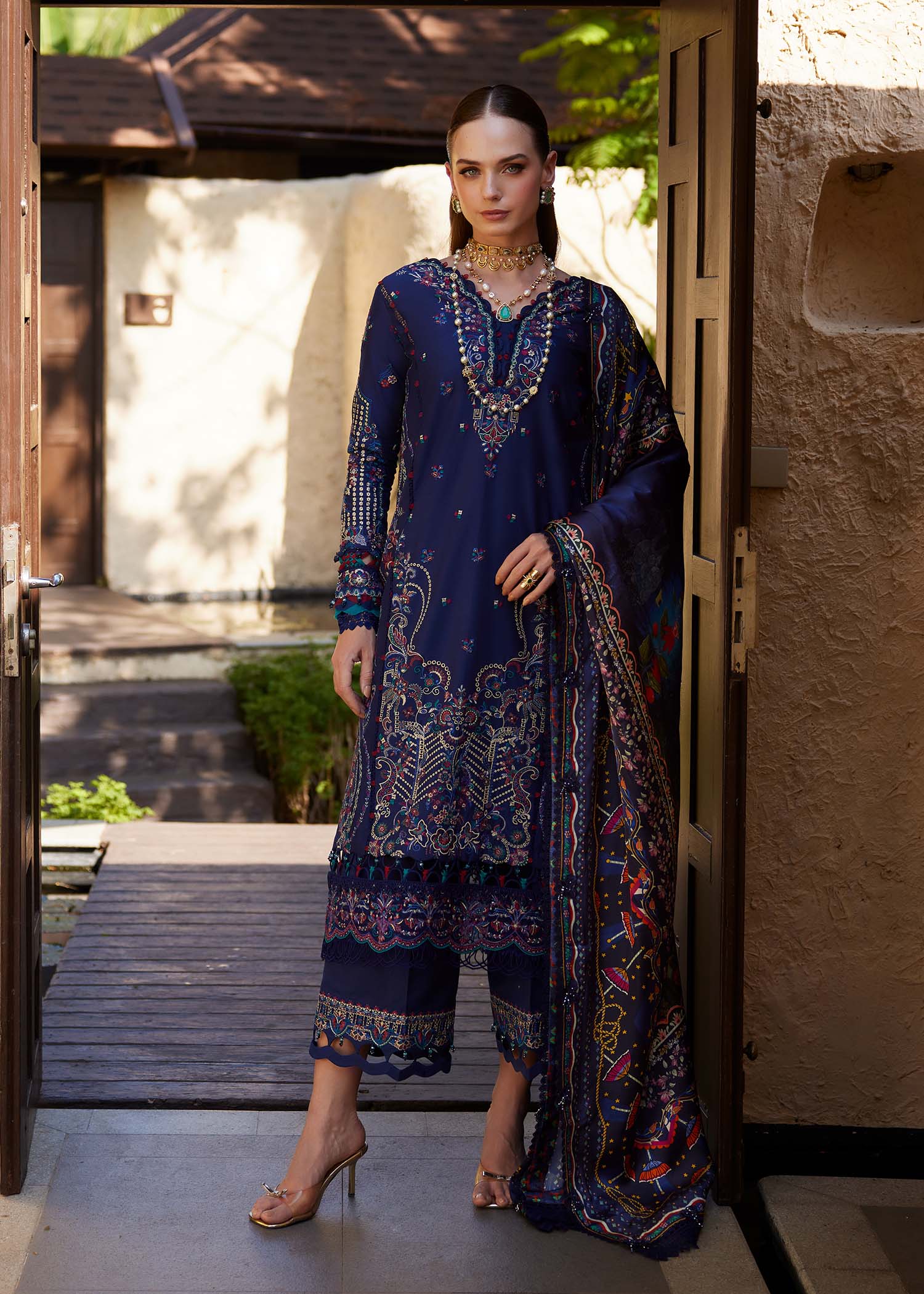 Kanwal Malik | Ariya Luxury Lawn 26 | Mehrin
