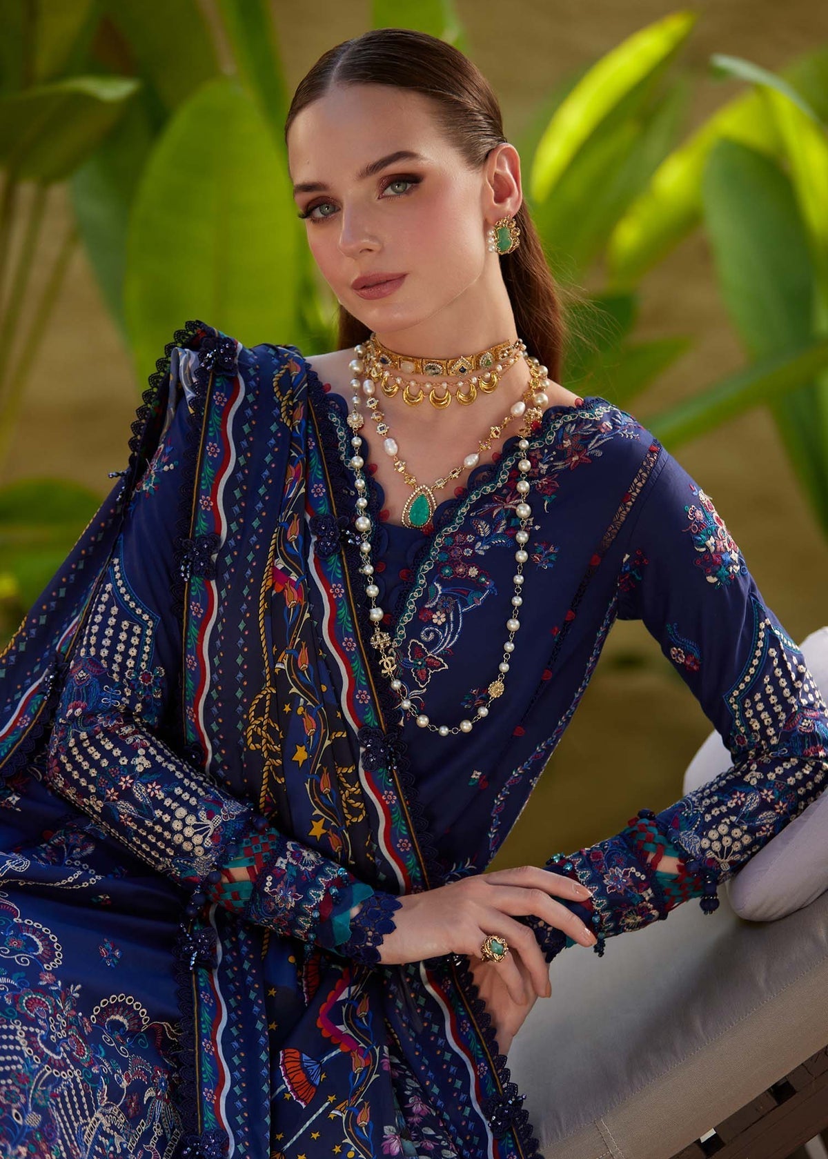 Kanwal Malik | Ariya Luxury Lawn 26 | Mehrin