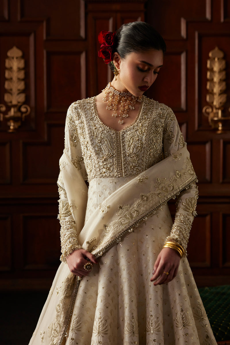 Saad Bin Shahzad | El Veneto Luxury Formals | OVIA