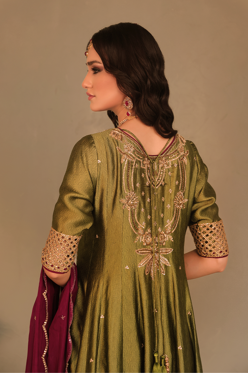 Mona Imran | Dilzaib Formals | Heer