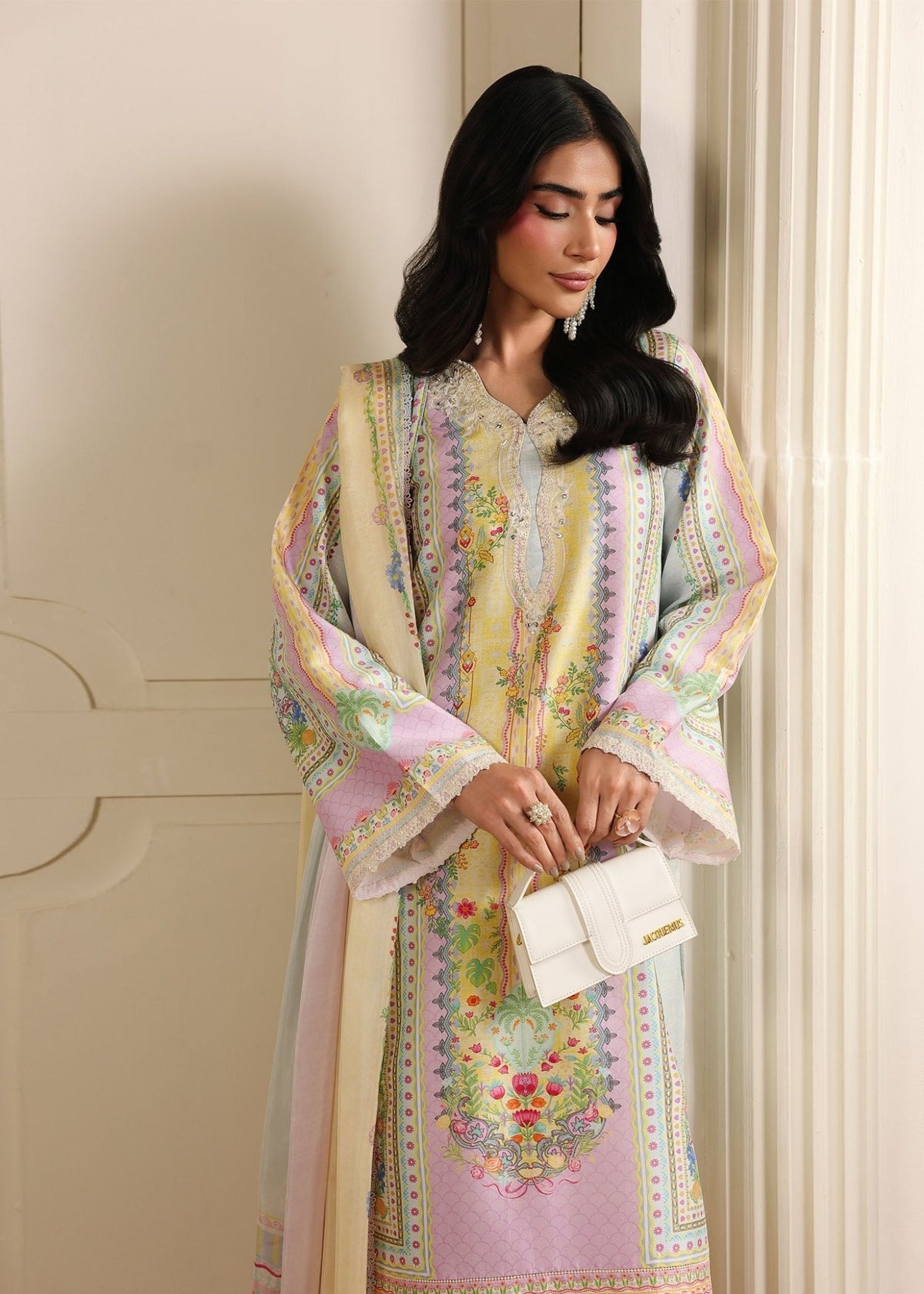 Kanwal Malik | Sorelle Luxe Silk 26 | kairo