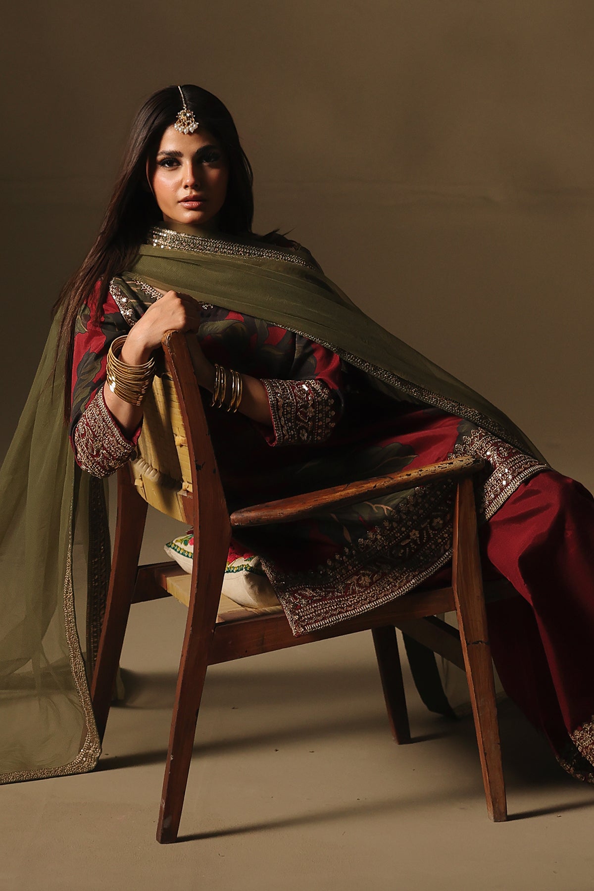 Charizma | Festive Pret | CMA-5-188