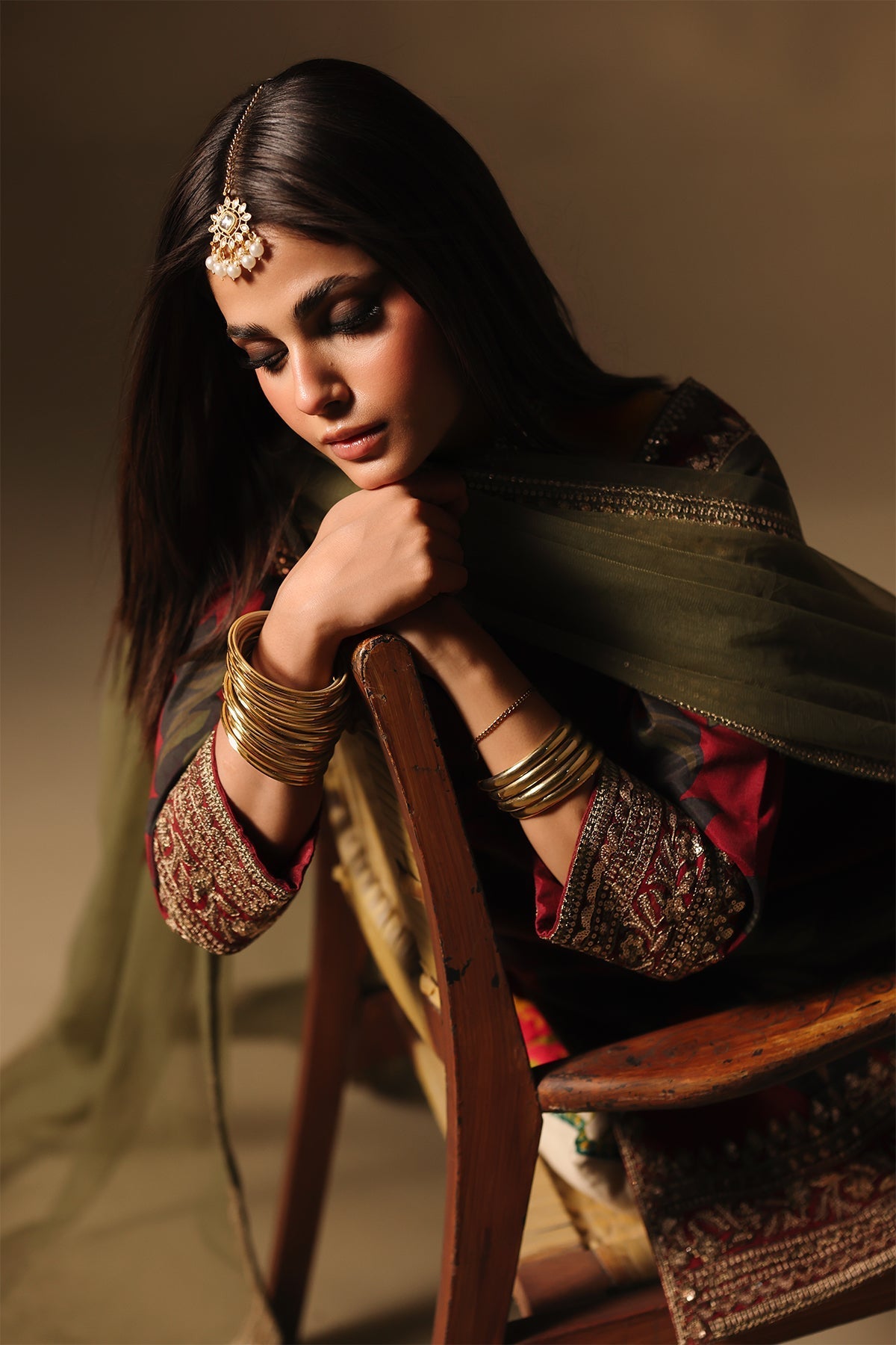 Charizma | Festive Pret | CMA-5-188