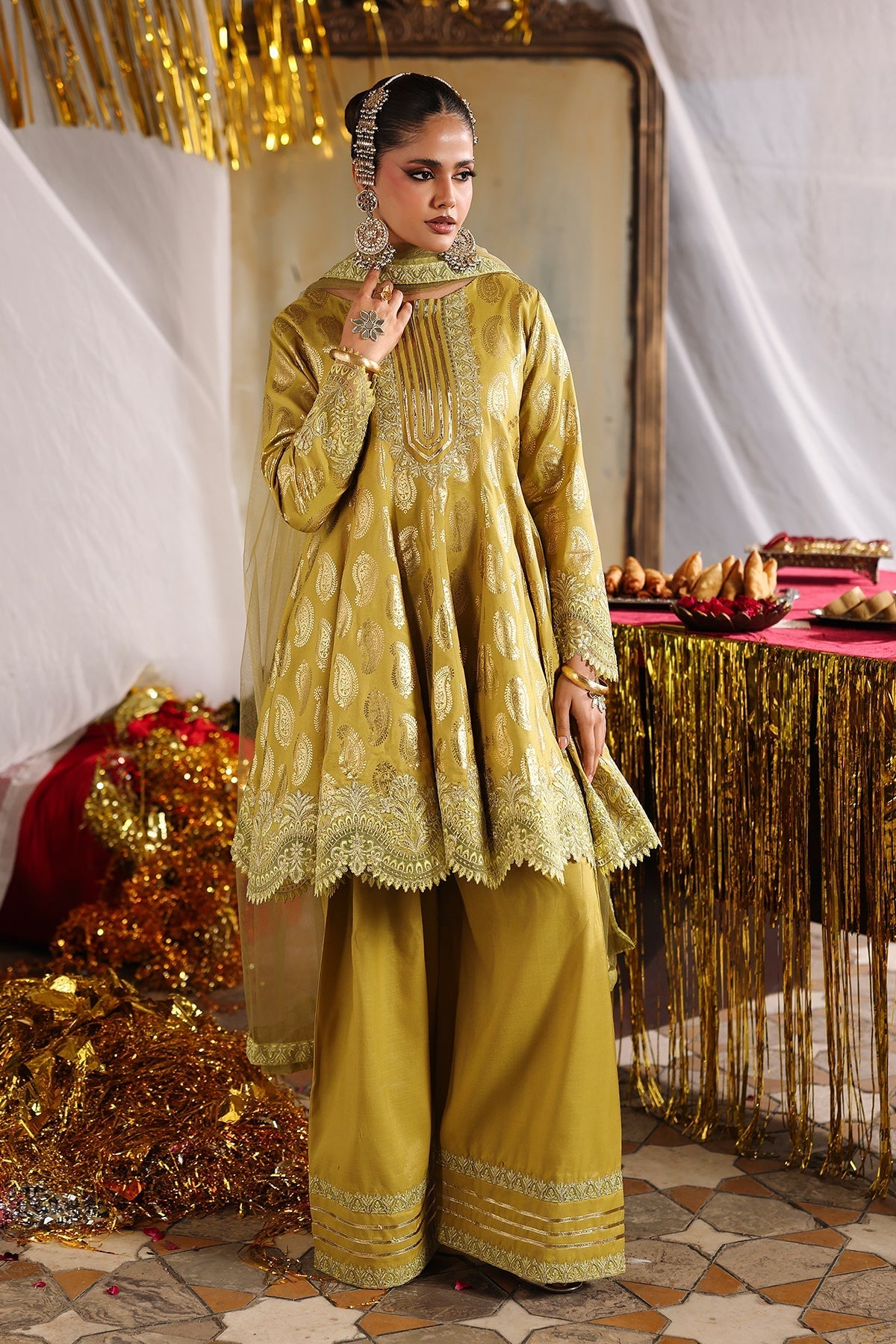 Charizma | Festive Pret | CMA-6-349
