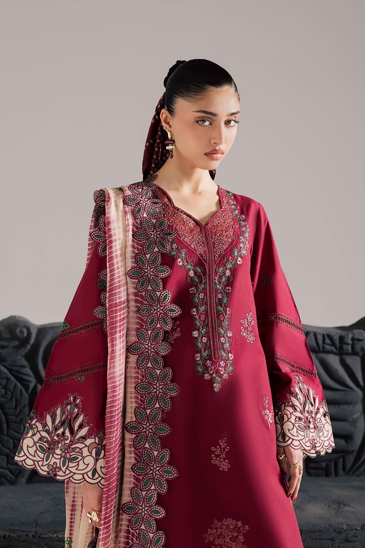 Vanya | Celine Formals | CN-19