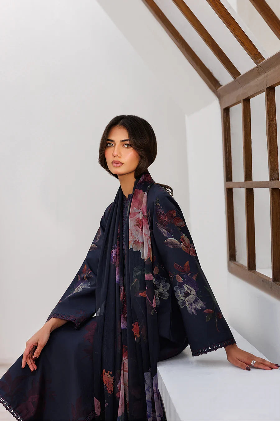 Iznik | Printed lawn vol II | UE-645 Printed Lawn