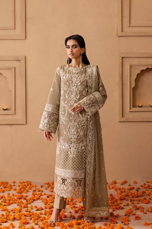 Emaan Adeel | Sheherzadi Formals 25 | ULFAT