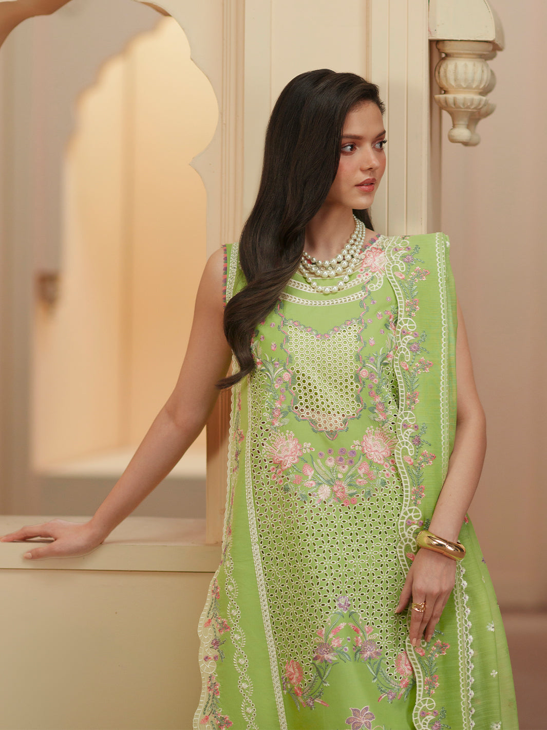 Bin Ilyas | Mashriq Luxury Lawn 26 | D-112-A