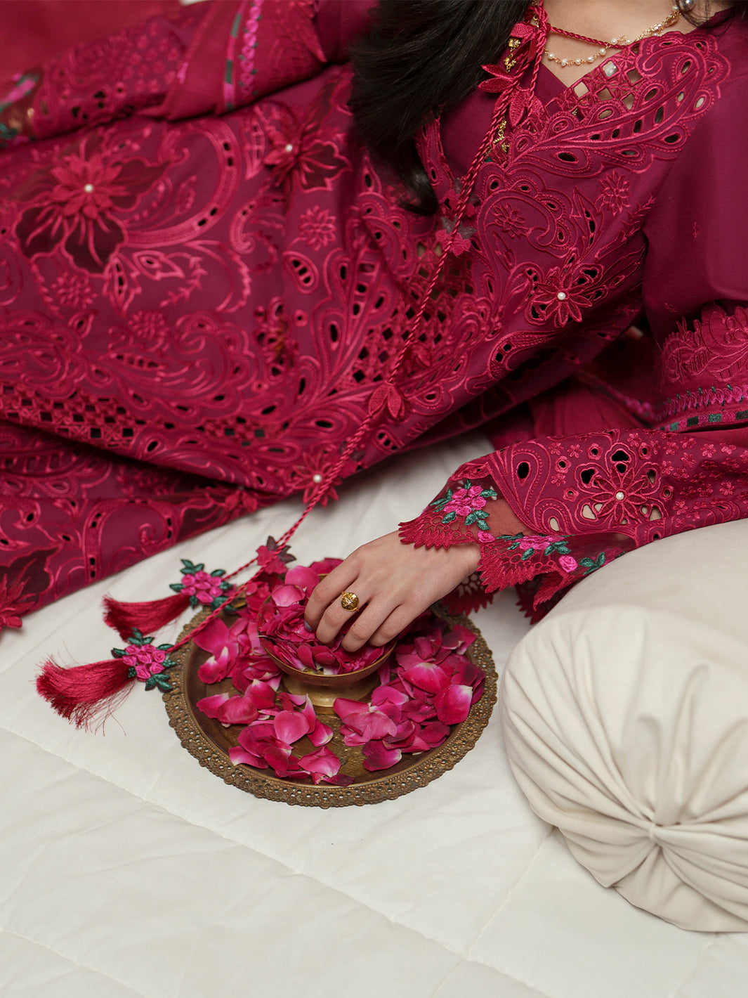 Bin Ilyas | Mashriq Luxury Lawn 26 | D-113-B