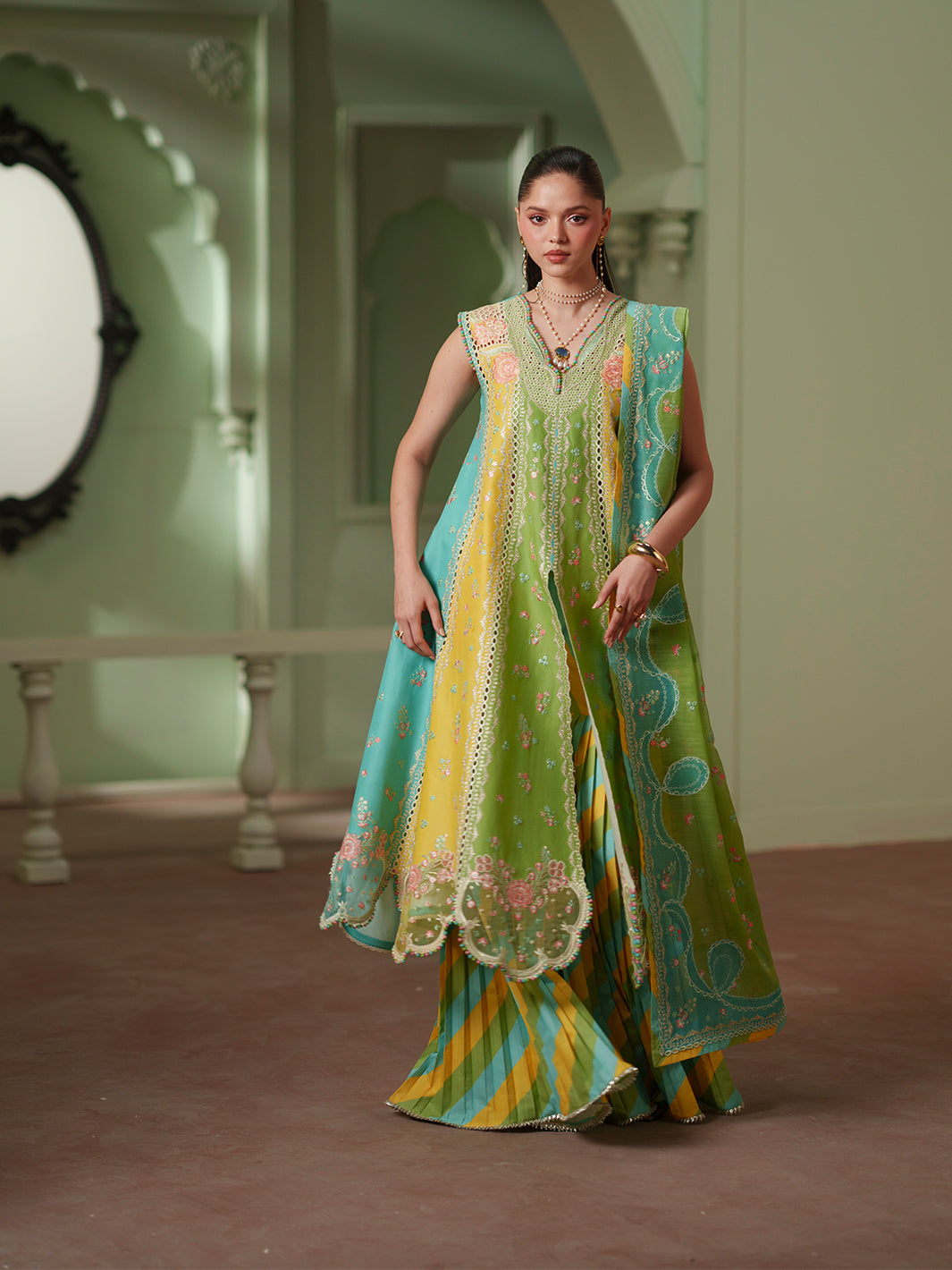 Bin Ilyas | Mashriq Luxury Lawn 26 | D-114-A