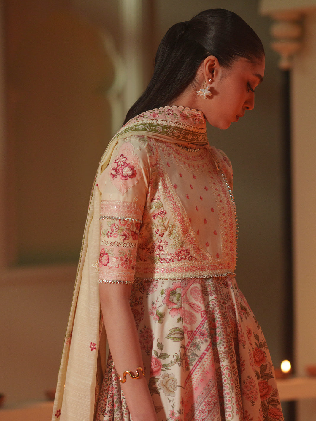 Bin Ilyas | Mashriq Luxury Lawn 26 | D-115-A