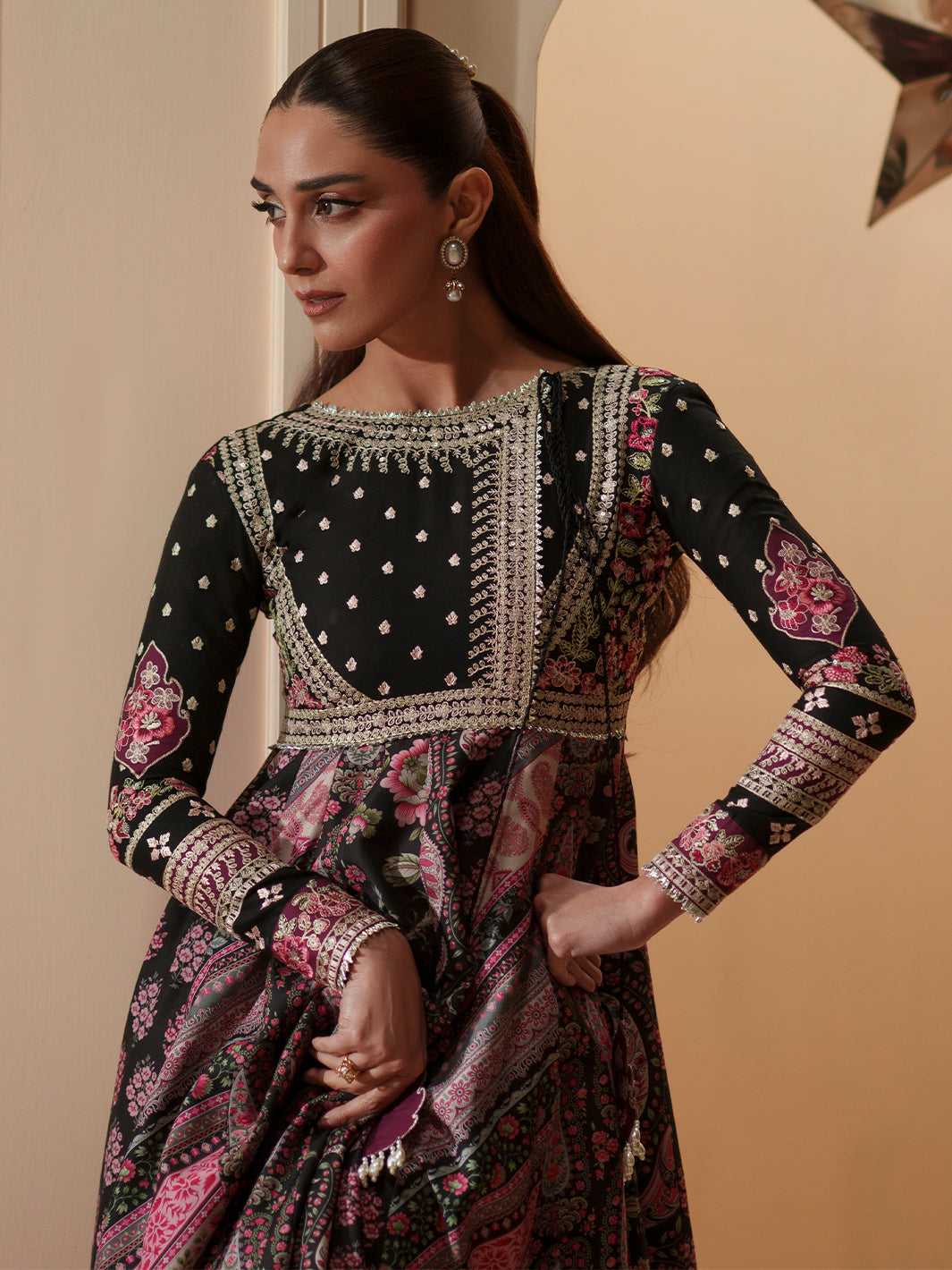 Bin Ilyas | Mashriq Luxury Lawn 26 | D-115-B