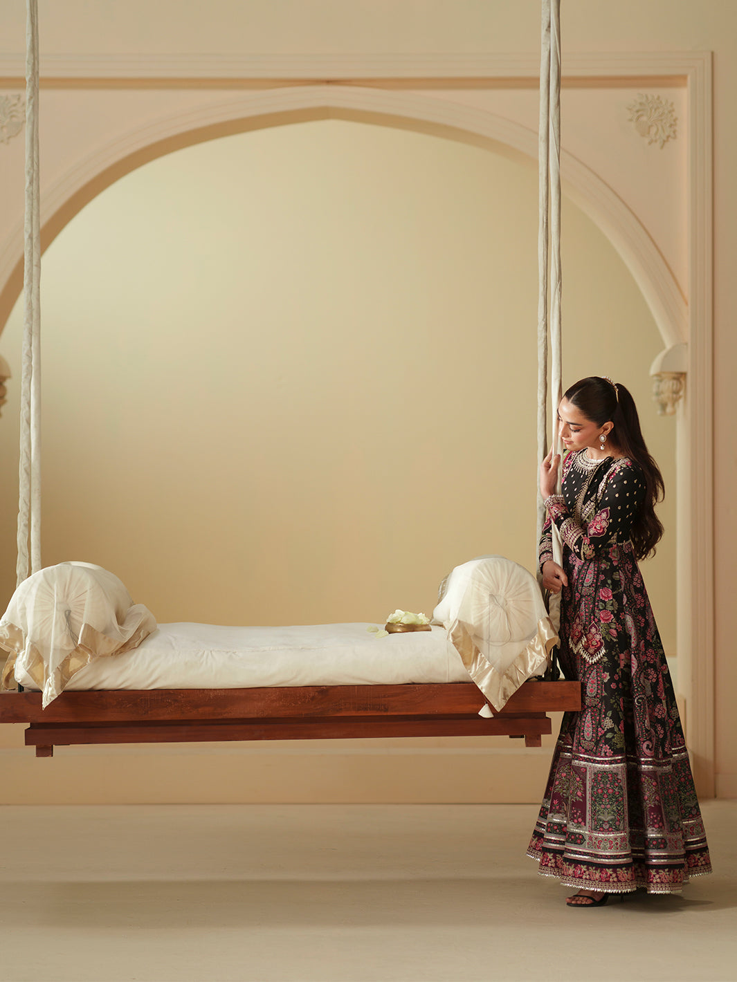 Bin Ilyas | Mashriq Luxury Lawn 26 | D-115-B