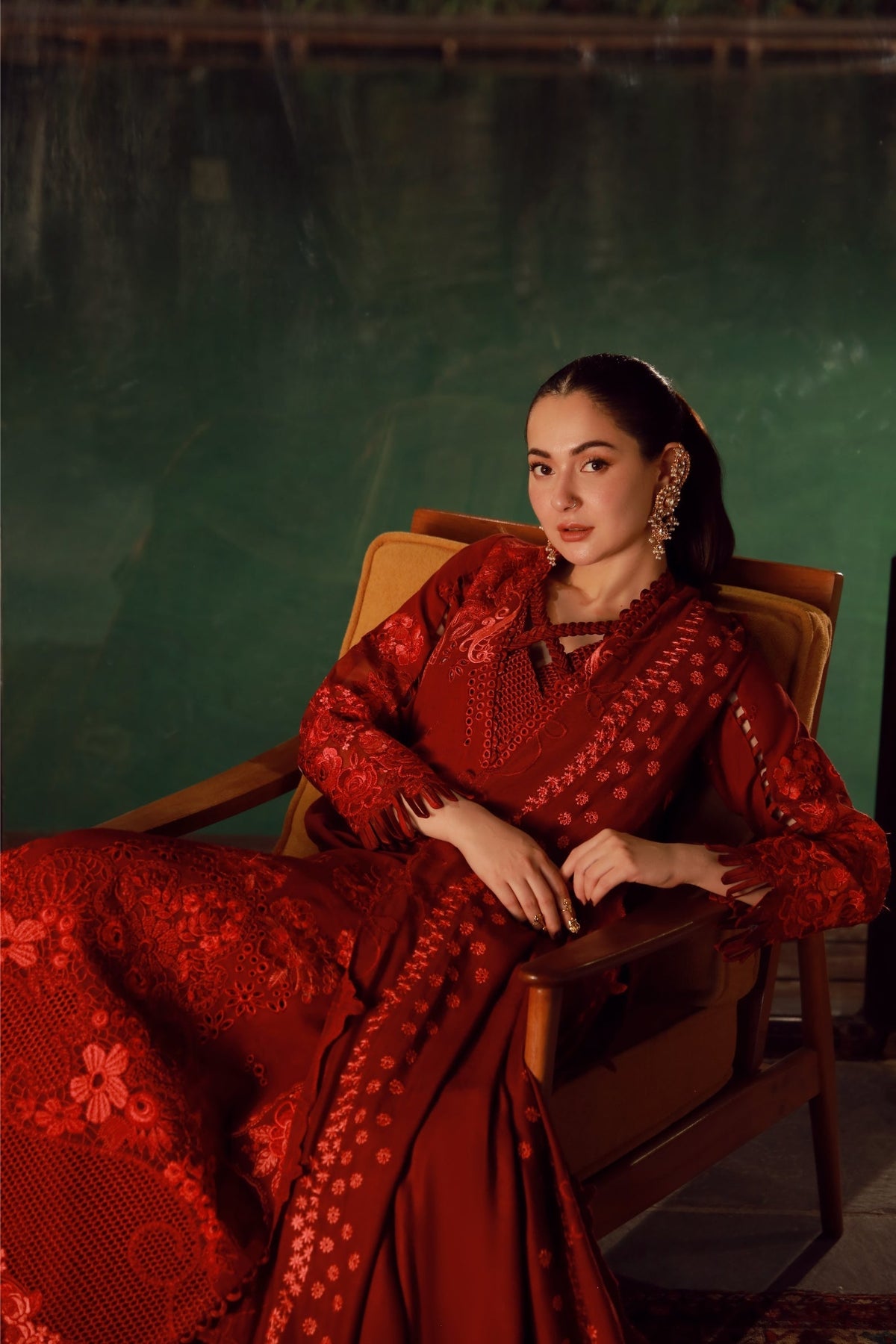 Maryam Hussain | Winter Shawl 25 | Riya