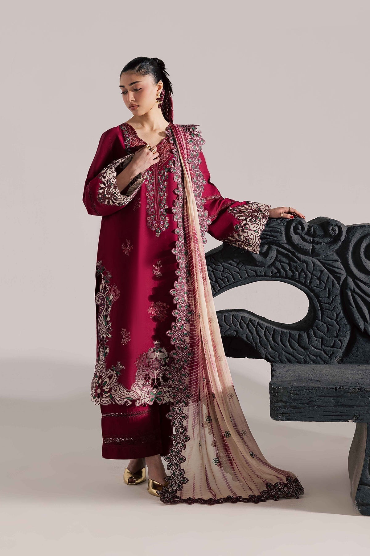 Vanya | Celine Formals | CN-19