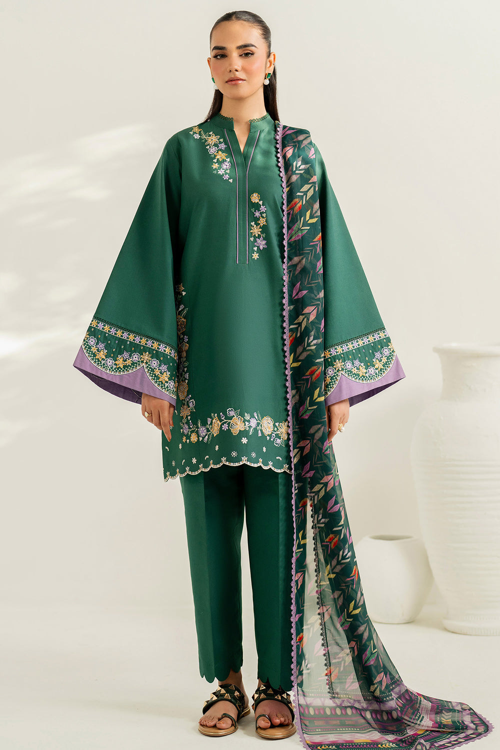 Farasha | Thread Lines Embroidered | Deep Pine