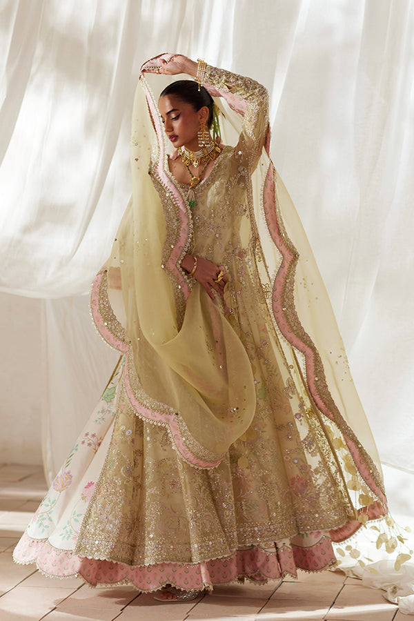 Suffuse | Freeshia Wedding Formals | Silvia