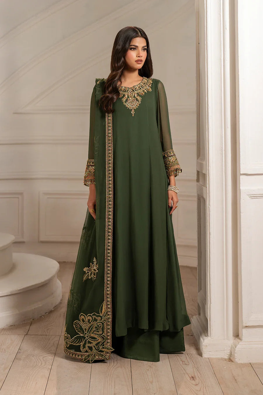 Iznik | Luxury Formals | UE-416 Embroidered Chiffon