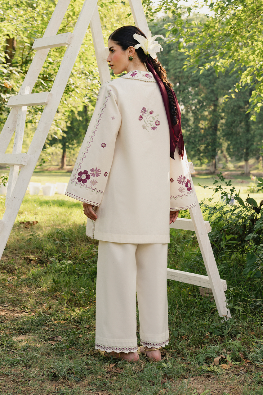 Iznik | Mid-Summer Pret | IP-377 DYED LAWN