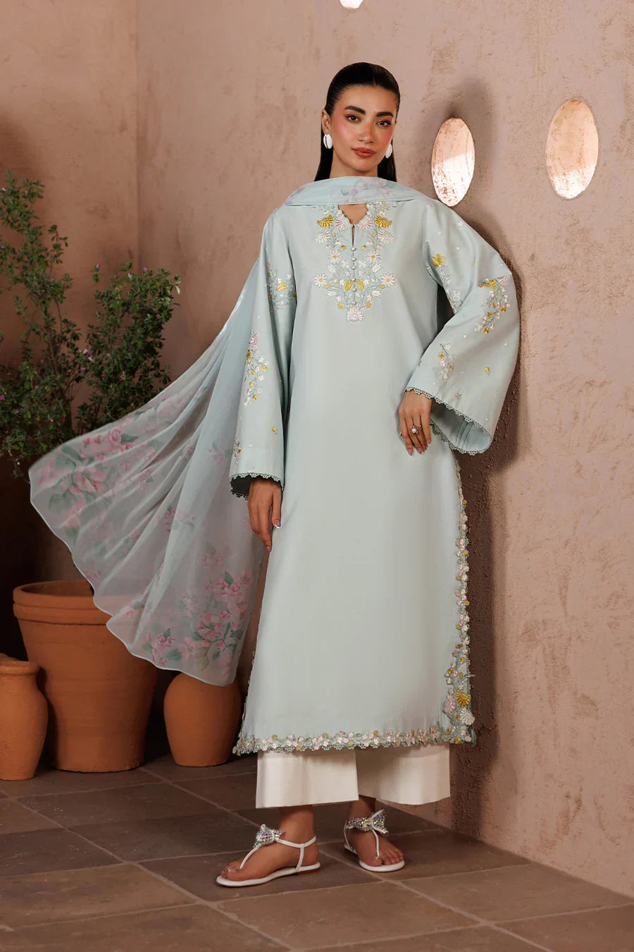 Iznik | Sunscape Lawn '26 | UE-696 Embroidered Lawn
