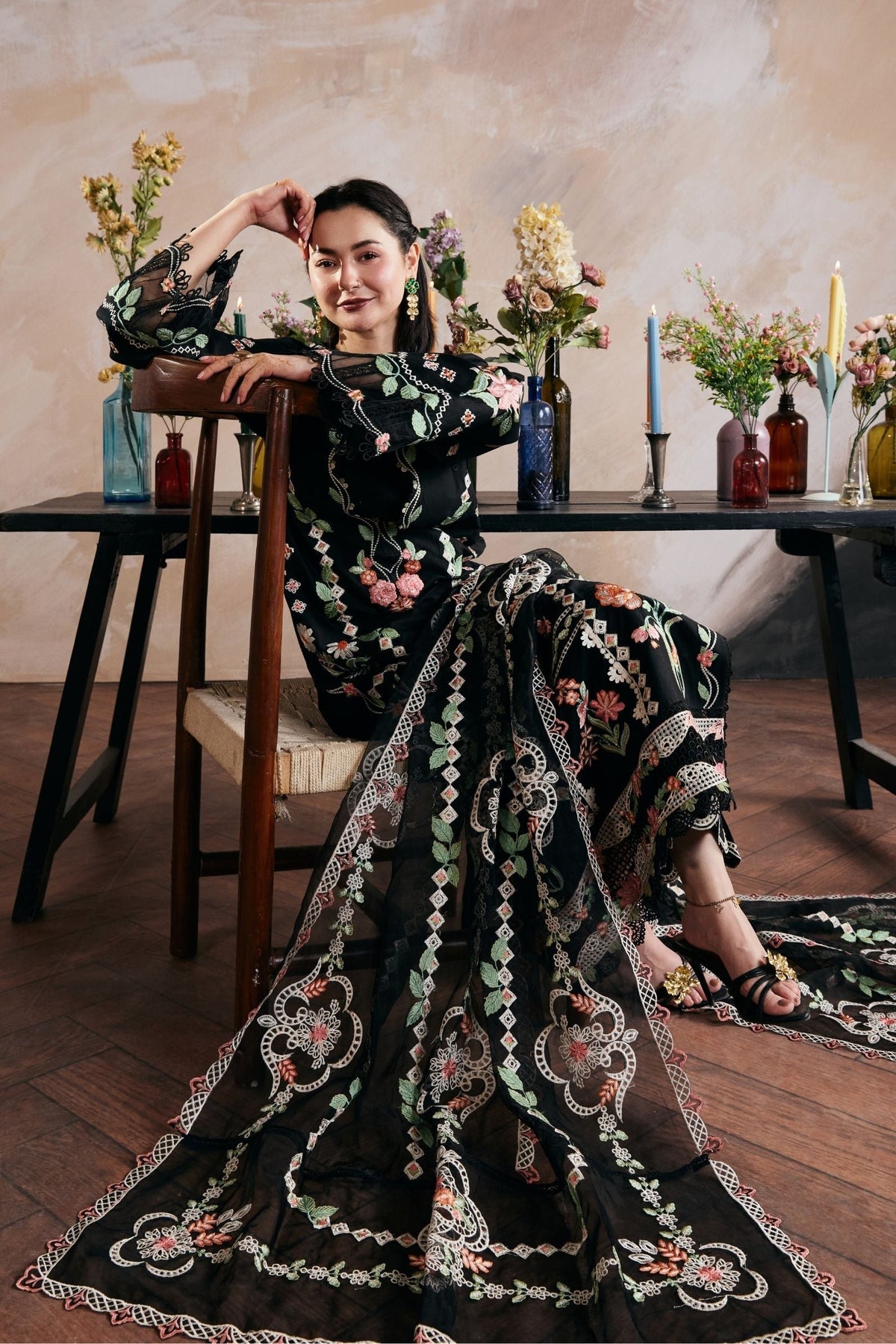 Maryam Hussain | Luxury Lawn 26 Vol 2 | Gul Meena