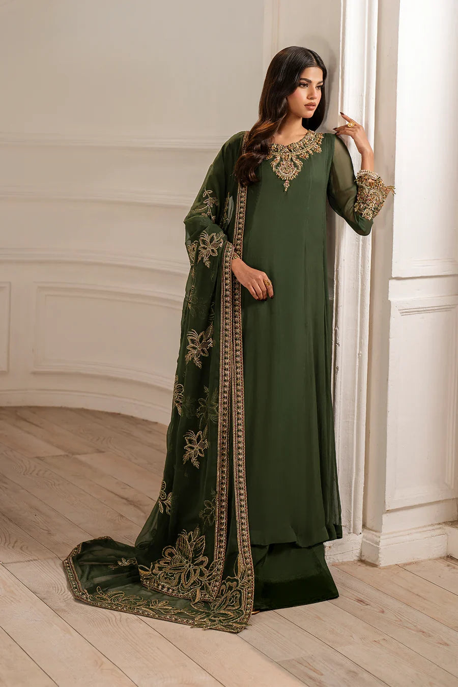 Iznik | Luxury Formals | UE-416 Embroidered Chiffon