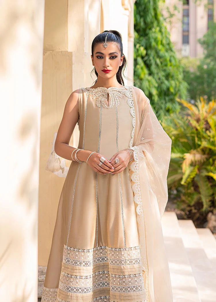 Saira Shakira | Luxury Pret | Freesia