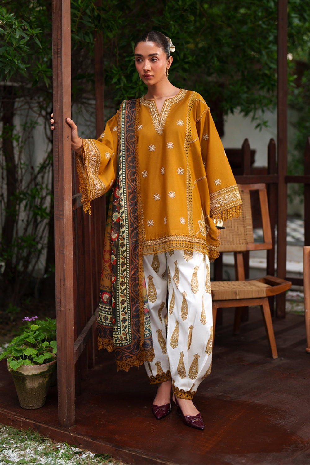Saira Rizwan | Laanem SS 26 | ZOYA-B-SRL26-04