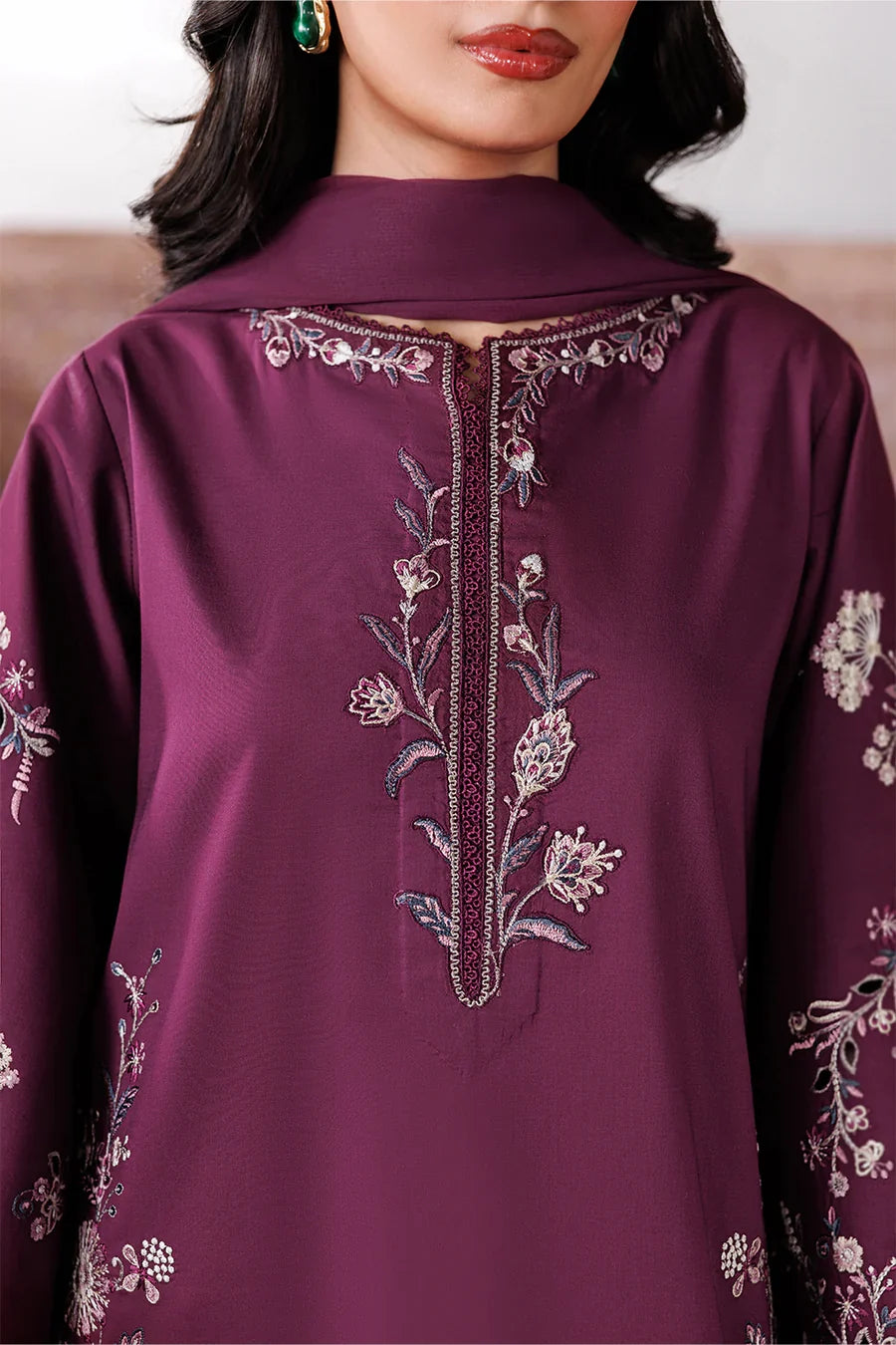 Iznik | Sunscape Lawn '26 | UE-703 Embroidered Lawn